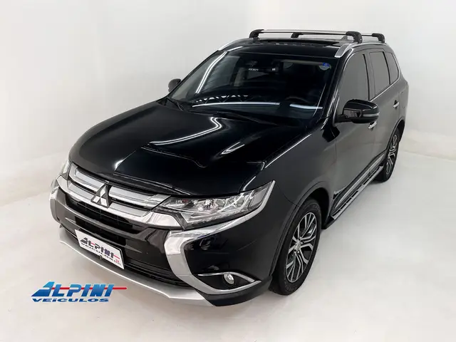Carro Mitsubishi Outlander 2018 2.2 DI-D Mid 4WD