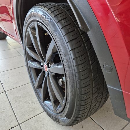 E-Pace 2.0 P250 R-Dynamic S 4WD