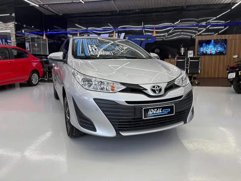 Toyota Yaris Sedan 1.5 XL Live (Flex)