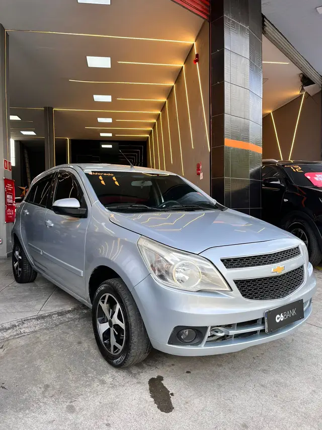 Carro Chevrolet Agile 2011 LTZ 1.4 8V (Flex)