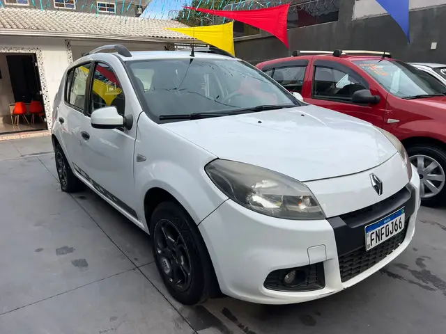 Carro Renault Sandero 2014 Expression 1.0 16V (flex)