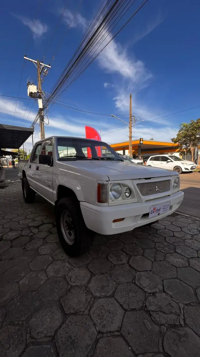 Carro Mitsubishi L200 2001 L 200 L 4x4 2.5 Turbo (cab. dupla)