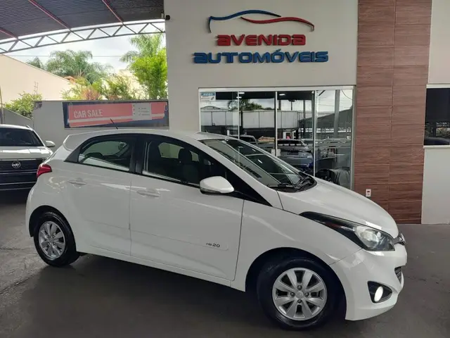 Carro Hyundai HB20 2014 1.0 Comfort Plus (Flex)