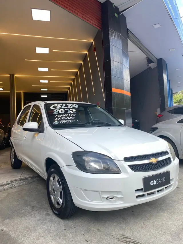 Carro Chevrolet Celta 2013 LT 1.0 (Flex)