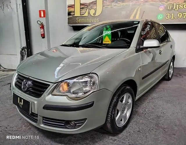 Carro Volkswagen Polo Sedan 2008 1.6 8V (Flex)
