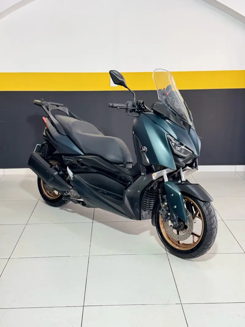 Yamaha XMax ABS