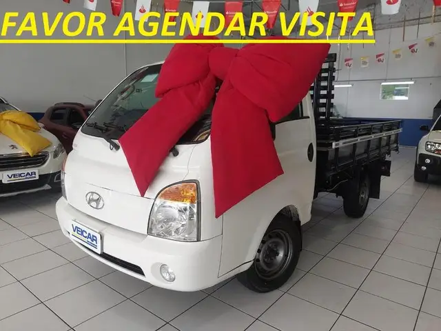 Carro Hyundai HR 2010 LD 2.5 (sem caçamba)