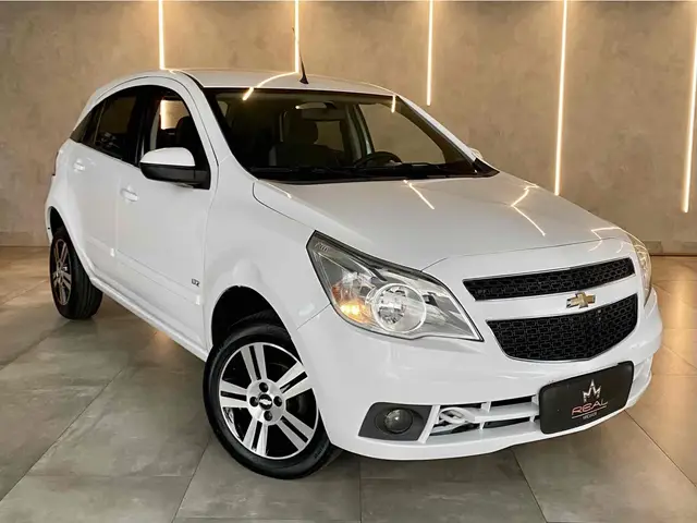 Carro Chevrolet Agile 2011 LTZ 1.4 8V (Flex)