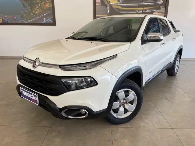 Carro Fiat Toro 2020 Endurance 1.8 MT5 FLEX 4P