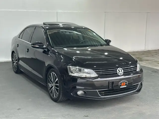Carro Volkswagen Jetta 2014 2.0 TSI Highline DSG