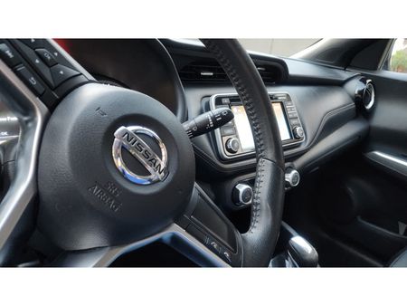 Kicks 1.6 SL CVT (Flex)
