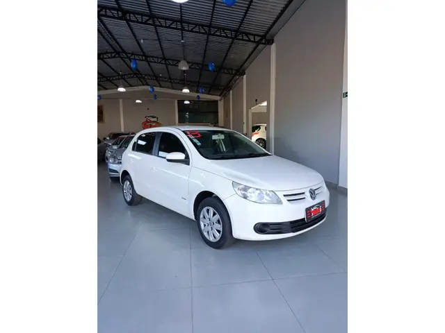 Carro Volkswagen Gol 2013 Novo  1.0 TEC (Flex) 4p