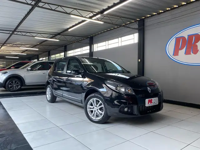 Carro Renault Sandero 2014 Privilège 1.6 8V (flex)