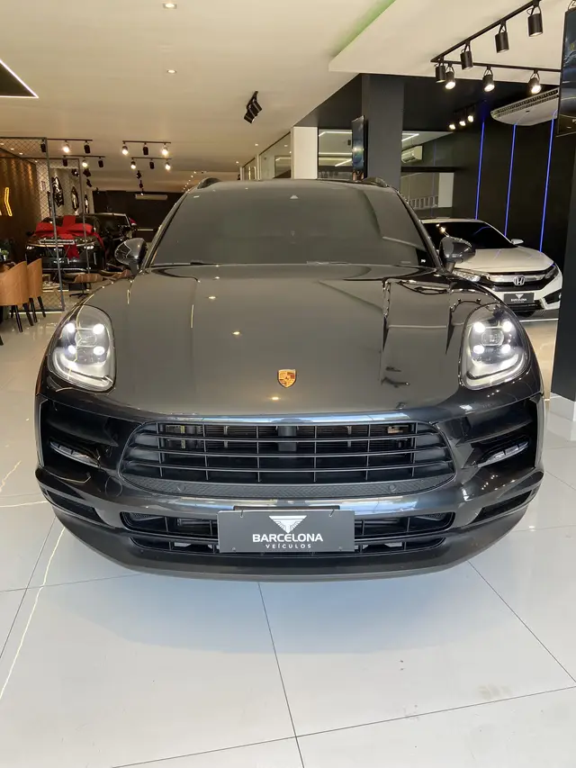 Carro Porsche Macan 2021 2.0 Turbo (Aut)