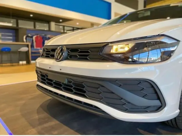 Carro Volkswagen Polo 2026 Track 1.0 Flex 12V