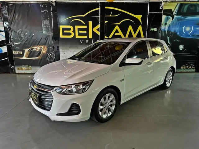 Carro Chevrolet Onix 2023 1.0