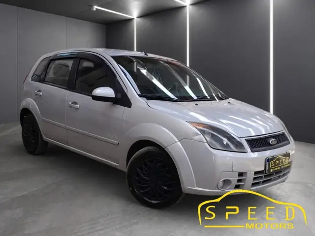 Carro Ford Fiesta Sedan 2010 1.0 (Flex)