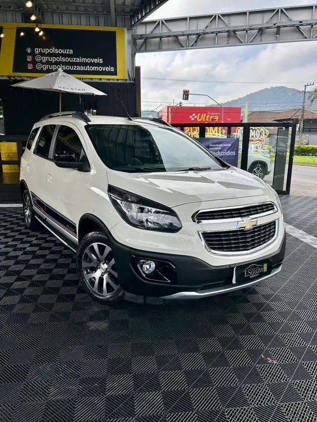 Carro Chevrolet Spin 2018 Activ 1.8 (Flex) (Aut)