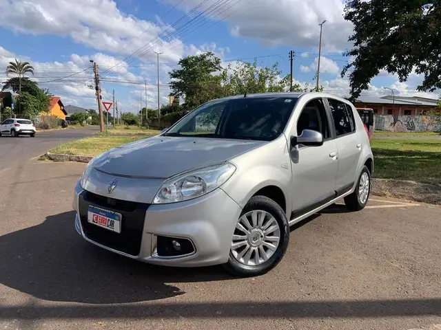 Carro Renault Sandero 2013 Privilege 1.6 16V (Flex)(aut)