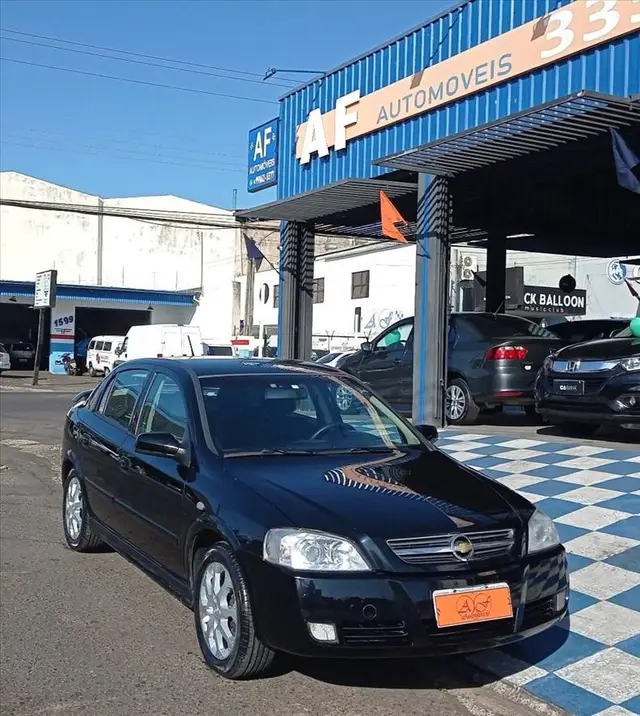 Carro Chevrolet Astra Sedan 2011 Advantage 2.0 (Flex)