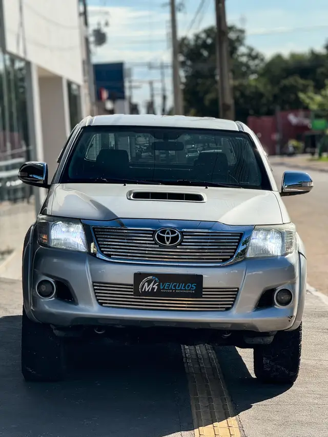 Carro Toyota Hilux Cabine Dupla 2014 Hilux 3.0 TDI 4x4 CD SRV Top (Aut)