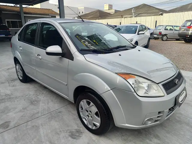 Carro Ford Fiesta Sedan 2009 1.6 (Flex)