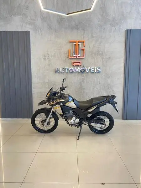 Carro Honda XRE 300 2023 ABS