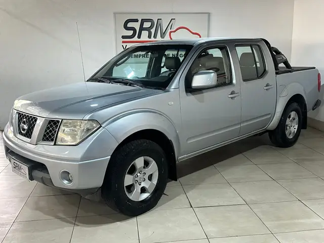 Carro Nissan Frontier 2009 XE 4x2 2.5 16V (cab. dupla)