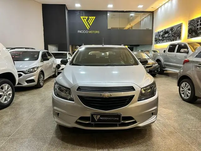 Carro Chevrolet Onix 2019 1.0 Joy SPE/4