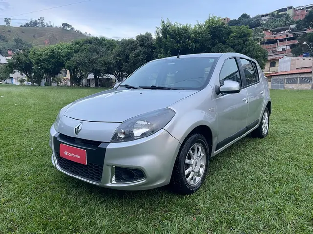 Carro Renault Sandero 2014 Privilege 1.6 16V (Flex)(aut)