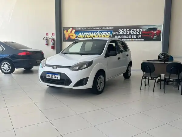 Carro Ford Fiesta Hatch 2013 Rocam 1.0 (Flex)