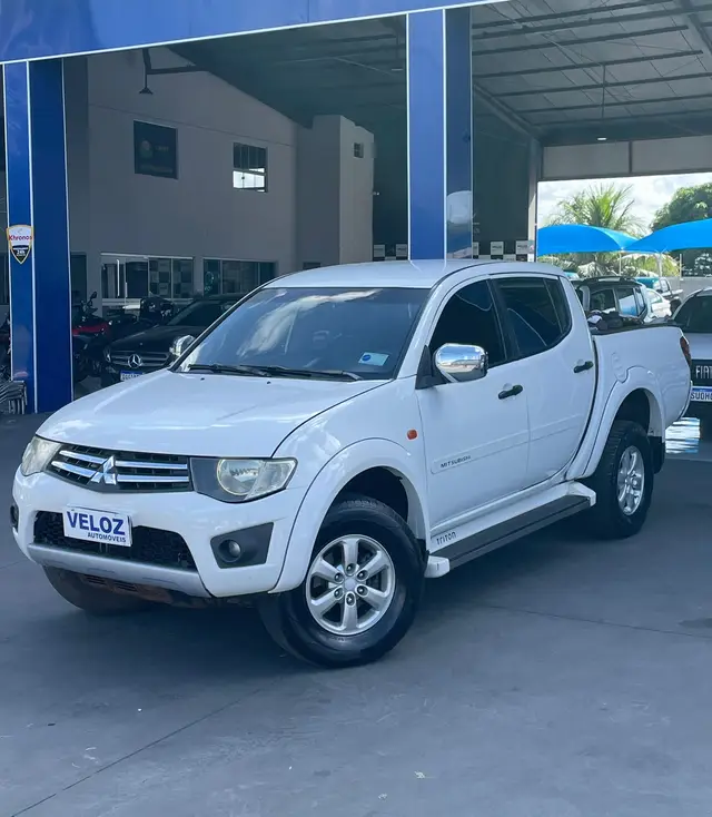 Carro Mitsubishi L200 Triton Sport 2014 2.4 HLS (Flex)