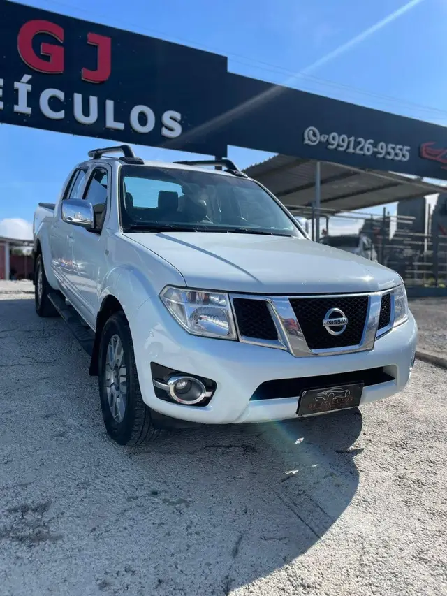 Carro Nissan Frontier 2014 2.5 TD CD 4x4 S