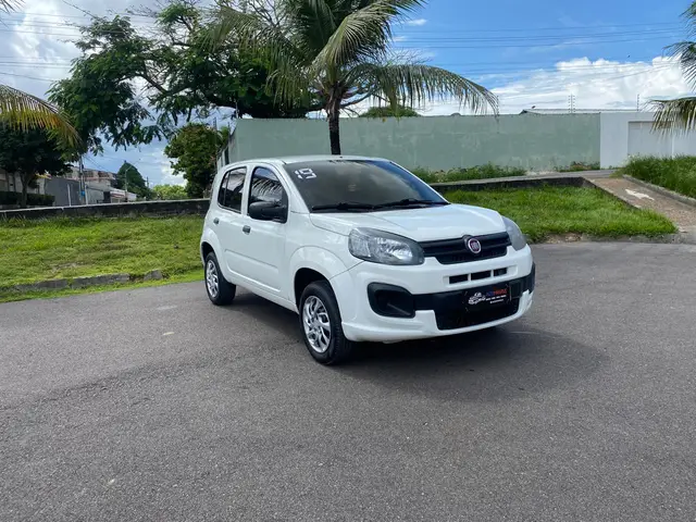 Carro Fiat Uno 2019 Attractive 1.0 8V (Flex) 4p