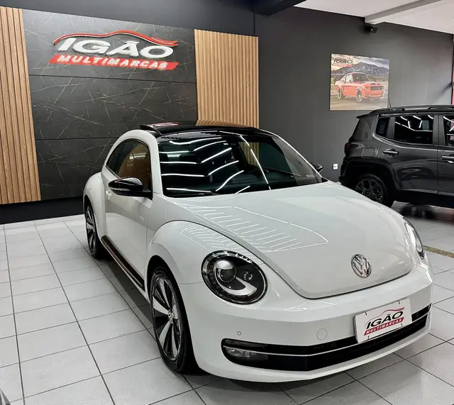 Carro Volkswagen Fusca 2015 2.0 TSi DSG