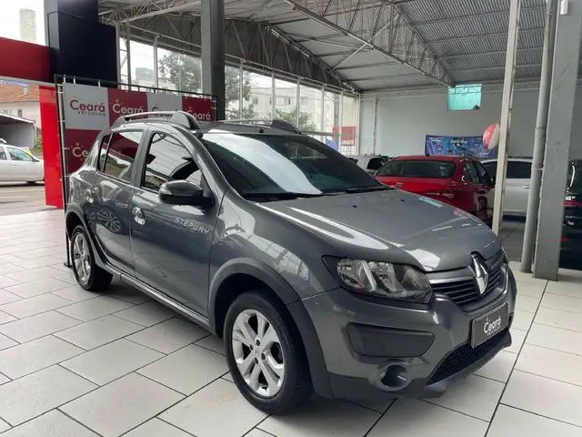 Carro Renault Sandero Stepway 2015 1.6 8V (Flex)