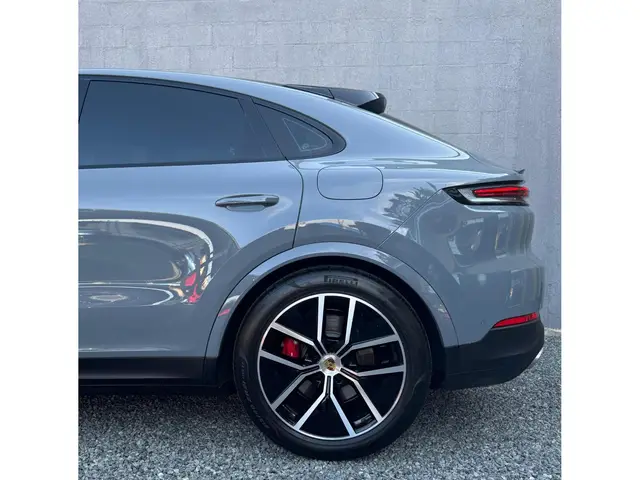 Carro Porsche Cayenne Coupé 2024 Cayenne S Coupe 3.0 V6 353cv (Híbrido)