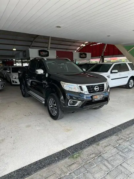 Carro Nissan Frontier 2017 2.3 TD CD LE 4x4 (Aut)