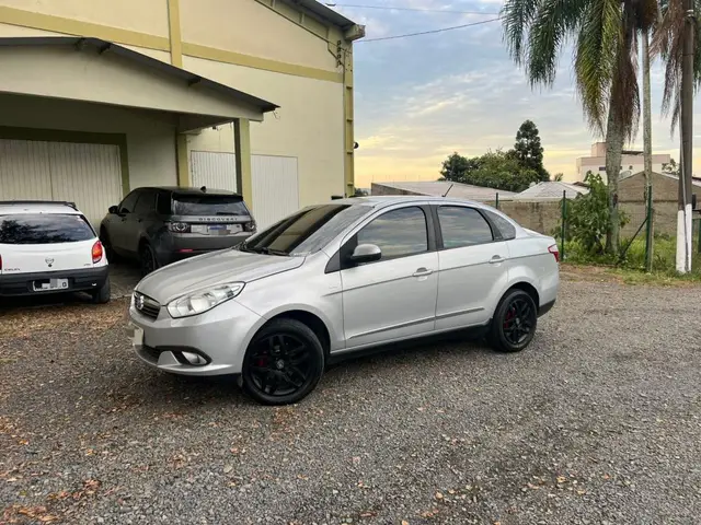 Carro Fiat Siena 2015 EL Celeb. 1.0 mpi Fire Flex 8V 4p