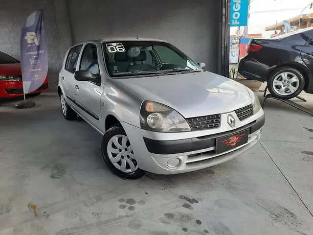 Carro Renault Clio 2006 Hatch. Expression 1.0 16V 4p