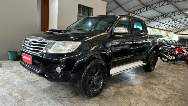 Carro Toyota Hilux Cabine Dupla 2013 Hilux 3.0 TDI 4x4 CD SRV (Aut)