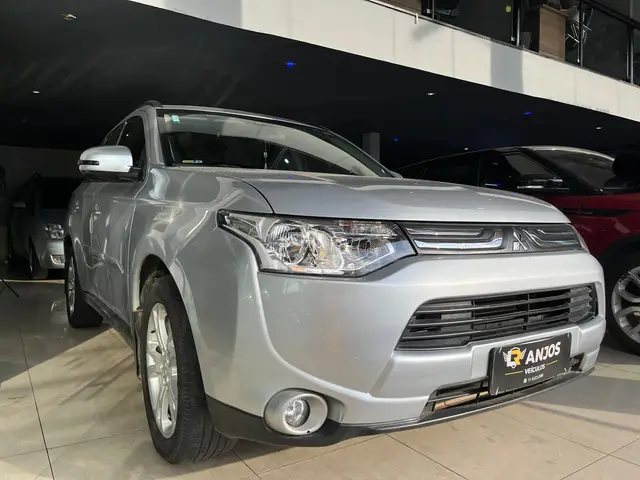 Carro Mitsubishi Outlander 2014 2.0 16V CVT