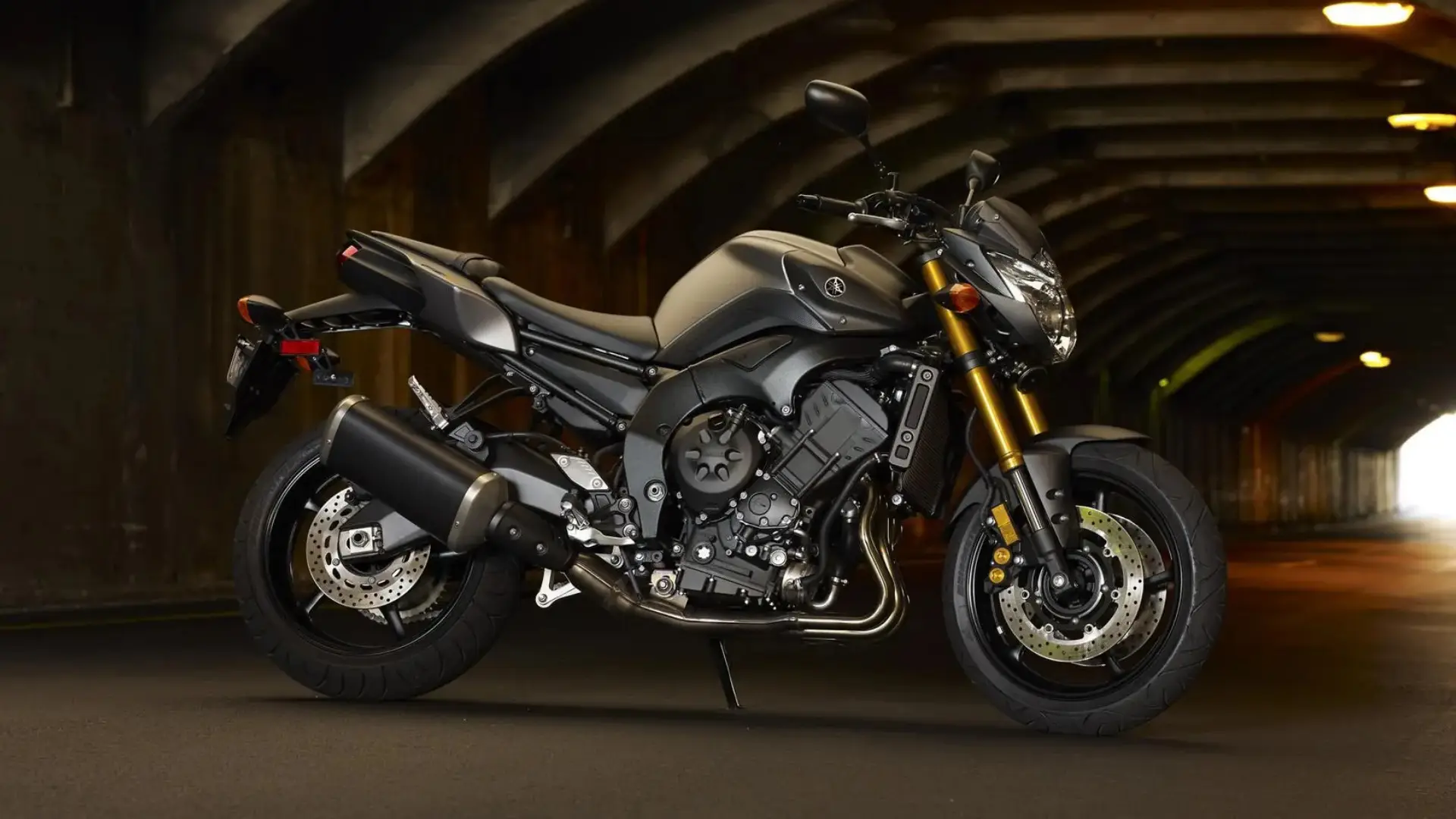 Yamaha FZ8