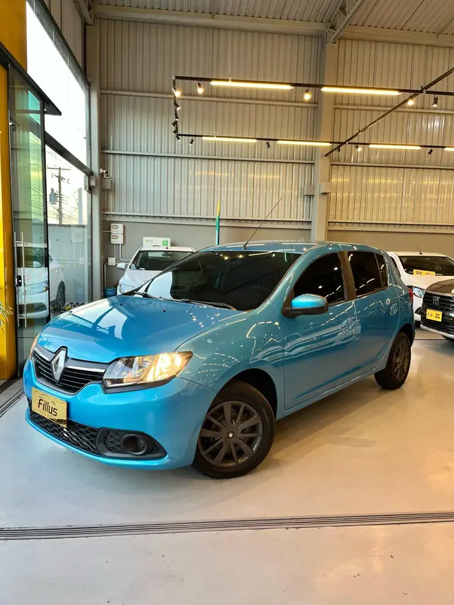 Carro Renault Sandero 2015 Expression 1.0 16V (Flex)