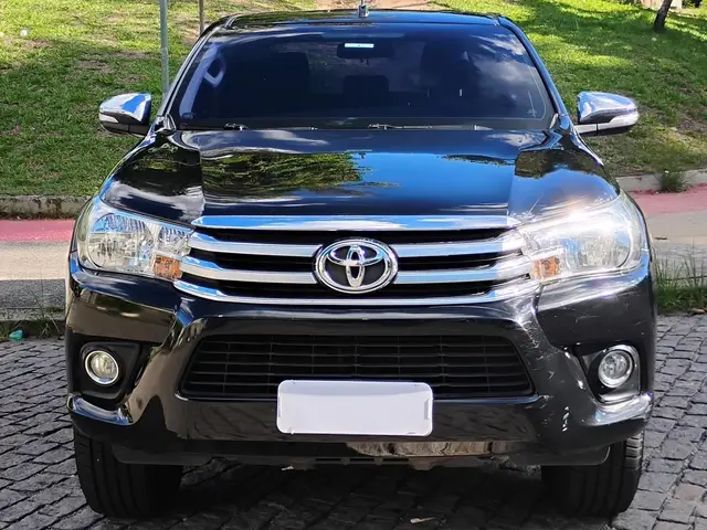 Carro Toyota Hilux Cabine Dupla 2016 Hilux 2.8 TDI SRX CD 4x4 (Aut)