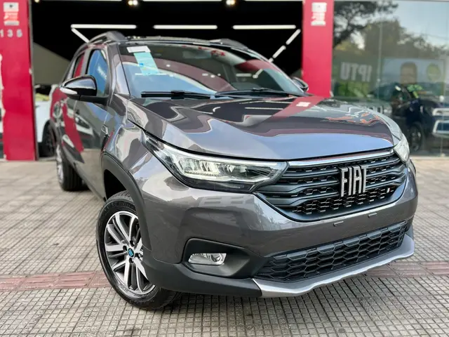 Carro Fiat Strada 2025 Volcano 1.3 Flex 8V CD Aut.