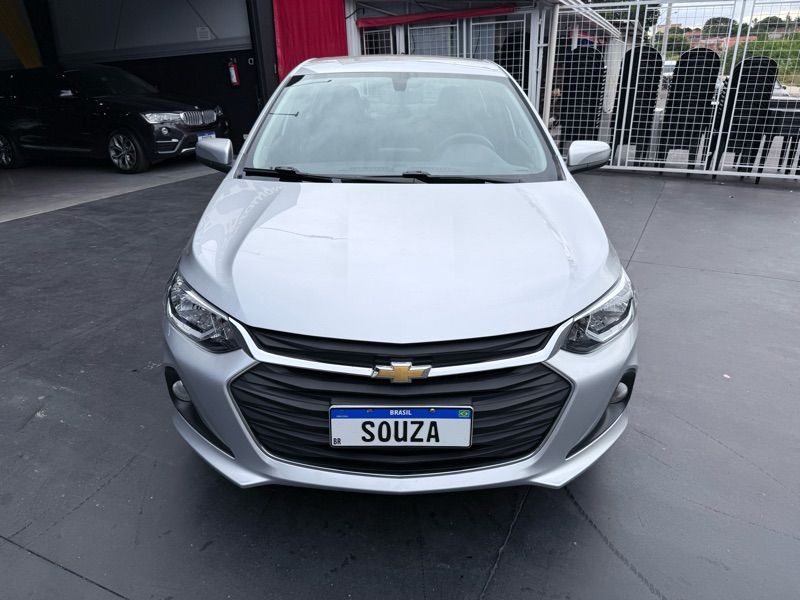 Chevrolet Onix Plus