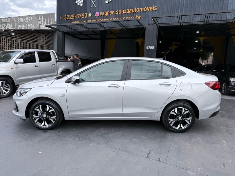 Chevrolet Onix Plus