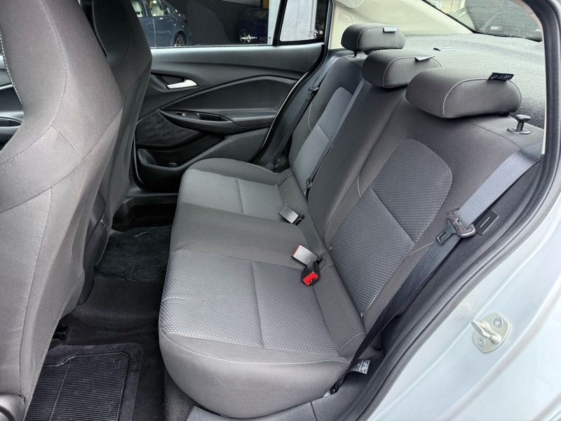 Chevrolet Onix Plus