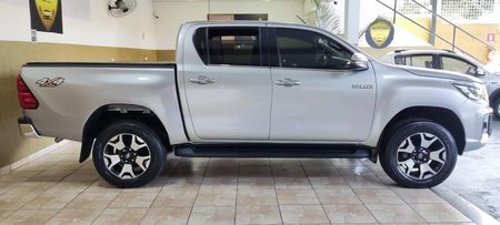 Hilux Cabine Dupla Hilux 2.8 TDI SRX CD 4x4 (Aut)